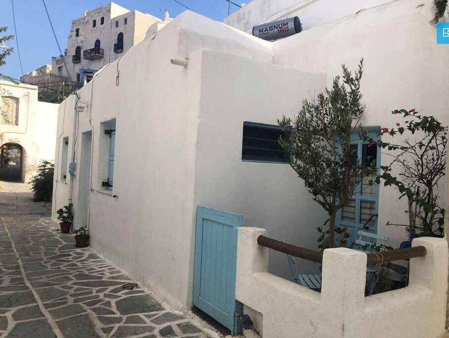 Апартаменты Stella' S House Castle Of Chora Naxos Naxos City Экстерьер фото